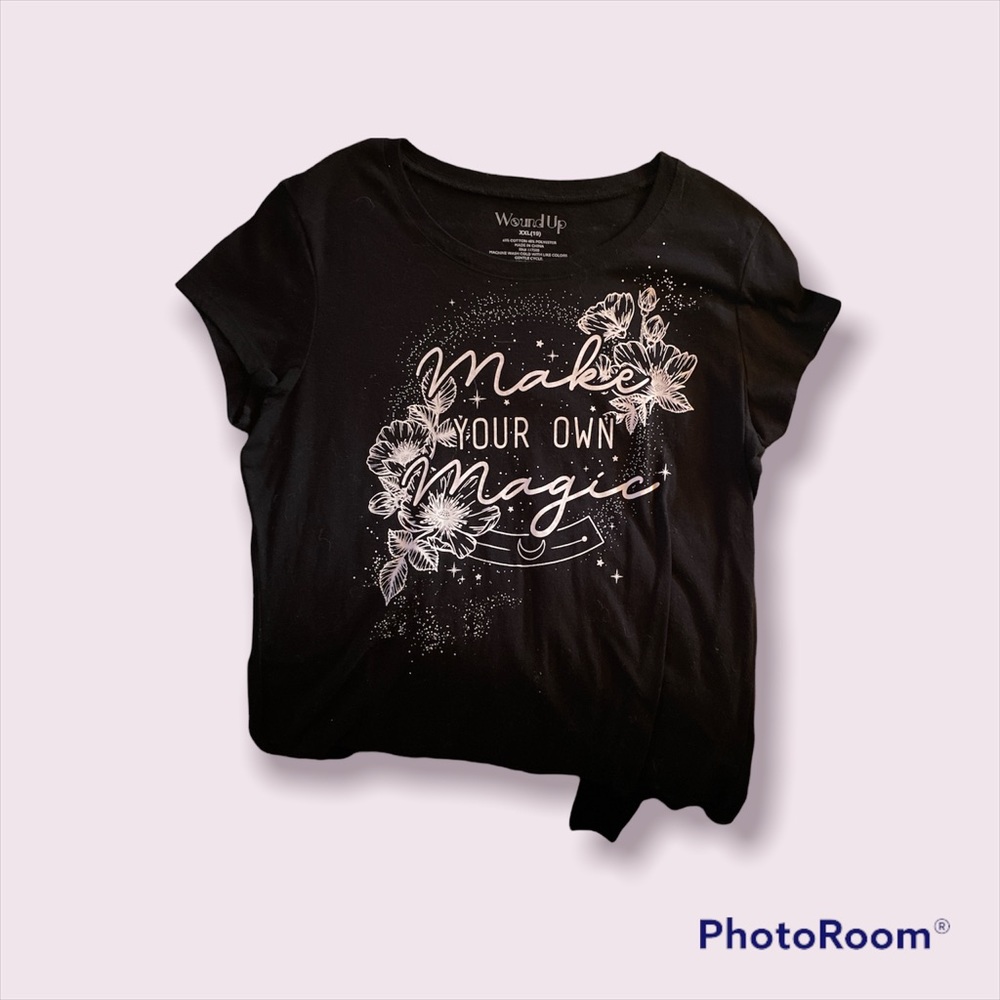 Loose fitting T shirt, size XXL